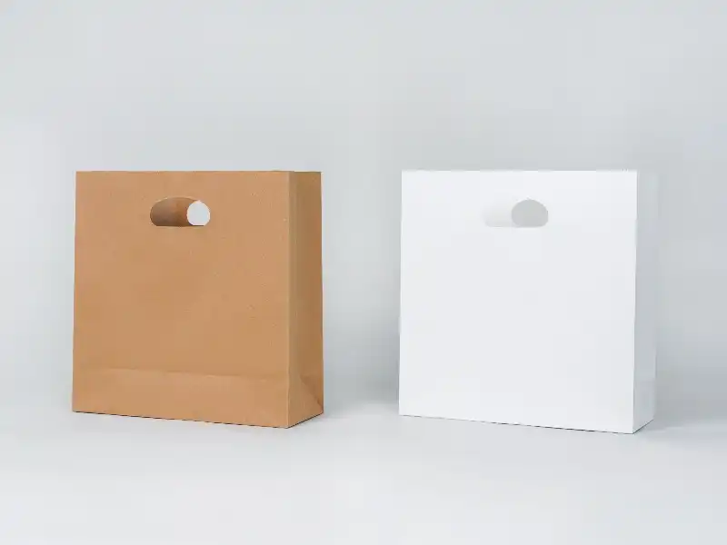 Бумажный пакет с высечкой